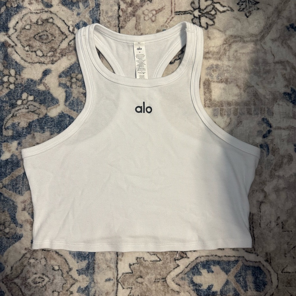 ALO Yoga White Sleeveless Crop Tank Top